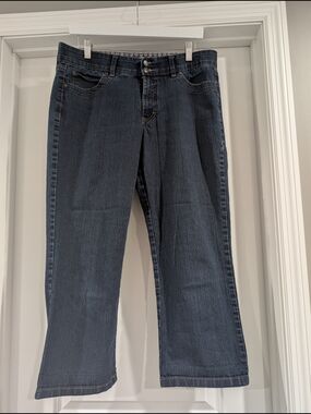 Bandolino Blu Women’s Dark Wash Denim Capri Jeans - Size 12